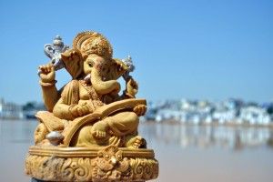 Hindu Wallpaper 2560x1700 for phone
