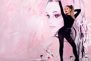 amazing Ariana Grande 2018 Wallpapers 2560x1440