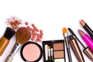 download Makeup Wallpapers 1920x1170 for iphone 6